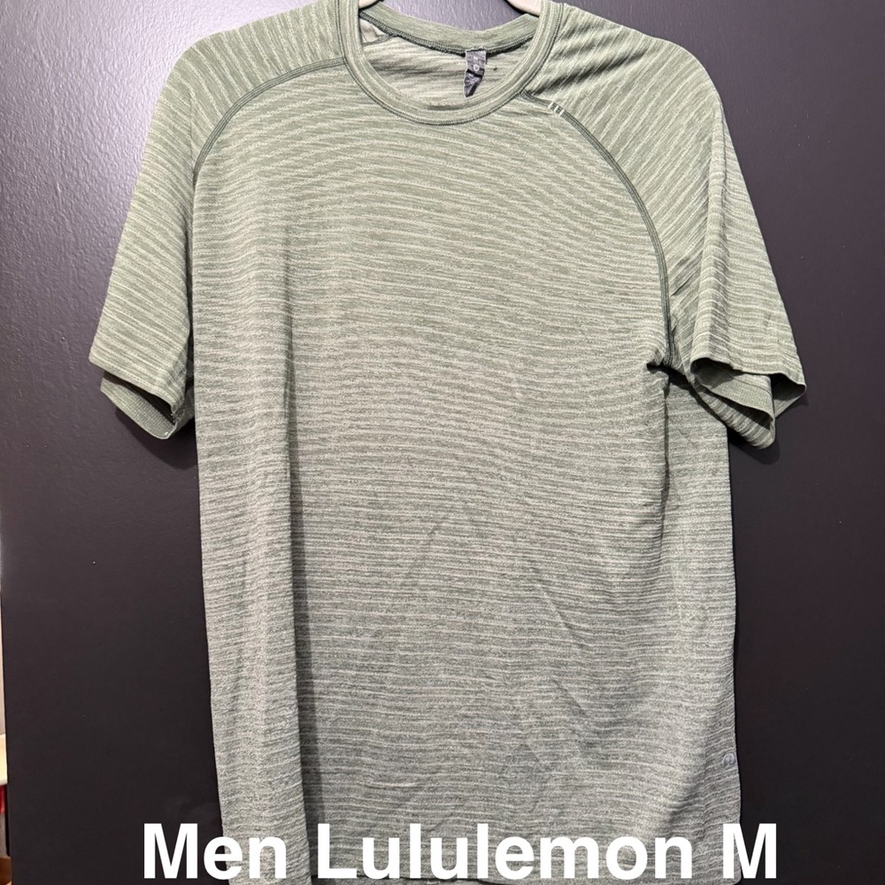 lululemon athletica Men's Sage Striped Tee
